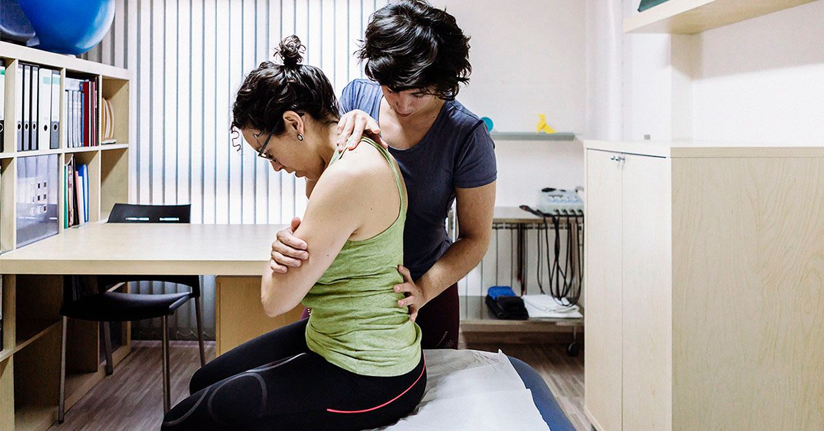 Can a chiropractor help with scoliosis? What to know