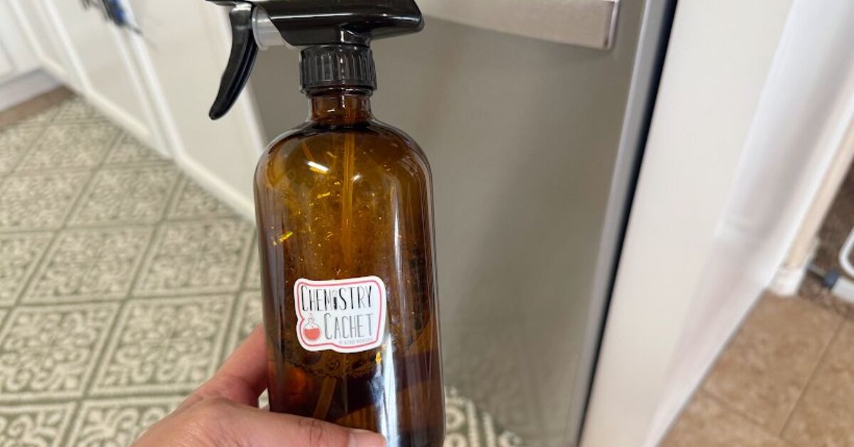 DIY Mold Spray For Dishwasher (And For Overall Cleaning)